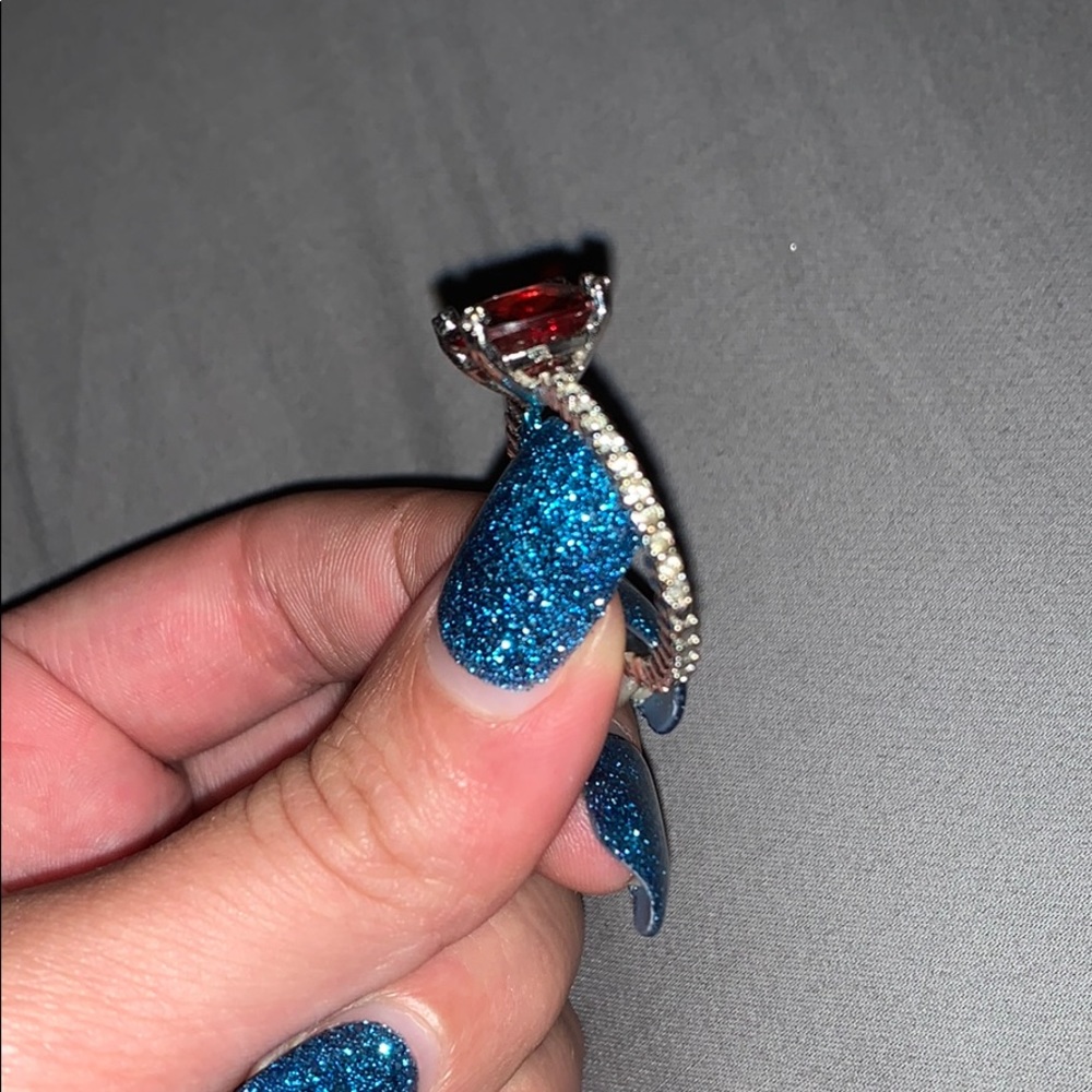ruby ring - Picture 2 of 2